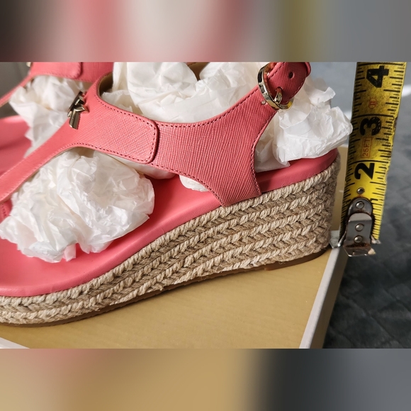 NWOT Michael Kors Laney Pink Thong Espadrille Sandals. NIB. - Picture 6 of 14